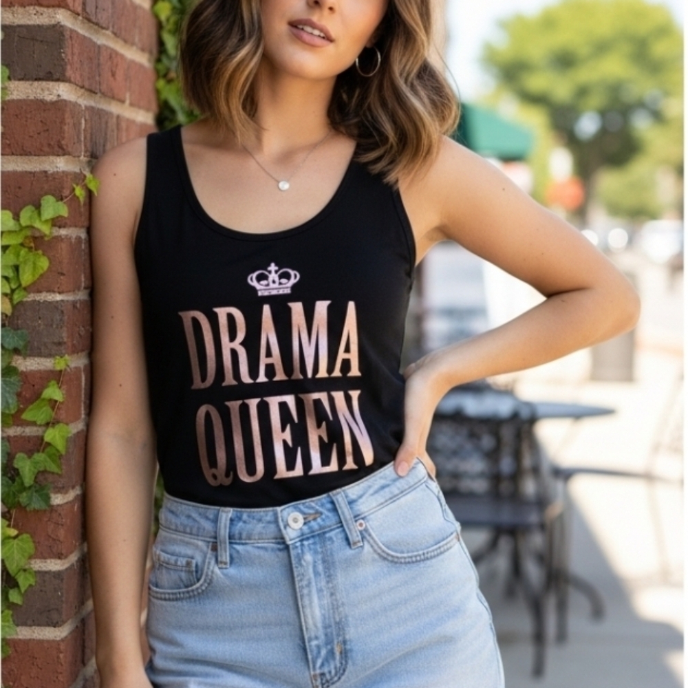 No Boundaries Tank Top, Black,  DRAMA QUEEN lettering On Front,  GUC,  L✔️